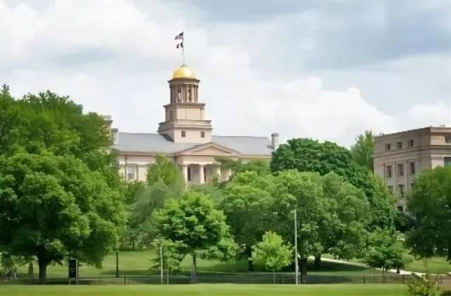 你们知道美国北爱荷华大学学费一年要花多少吗？