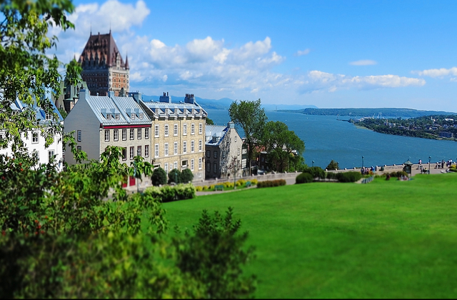 加拿大拉瓦尔大学申请条件及费用