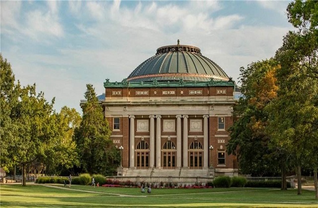 美国伊利诺伊大学香槟分校申请条件及费用