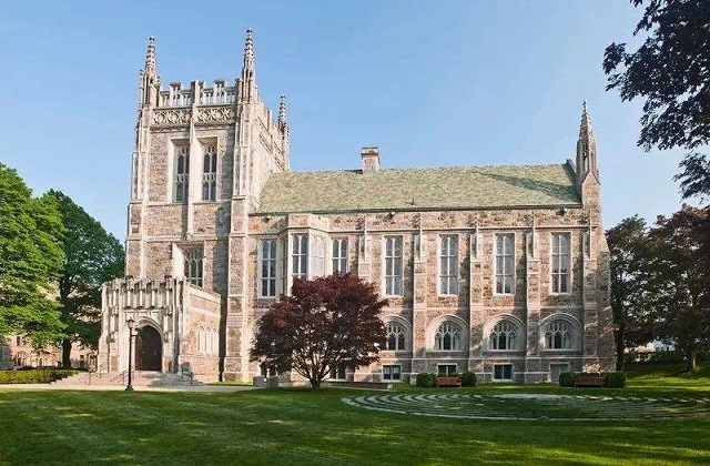 美国波士顿学院怎么样？