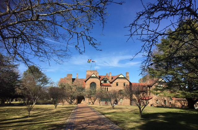 澳大利亚新英格兰大学怎么样？