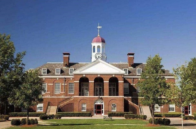 美国波士顿大学申请条件及费用