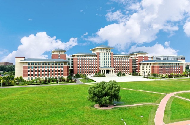 2017-2022年吉林大学QS世界排名