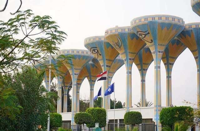 2022年埃及苏伊士运河大学QS世界排名