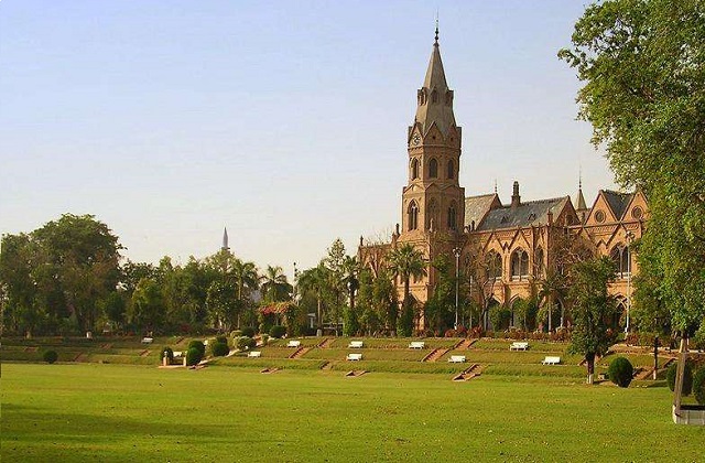 2017-2022年巴基斯坦拉合尔管理科学大学QS世界排名