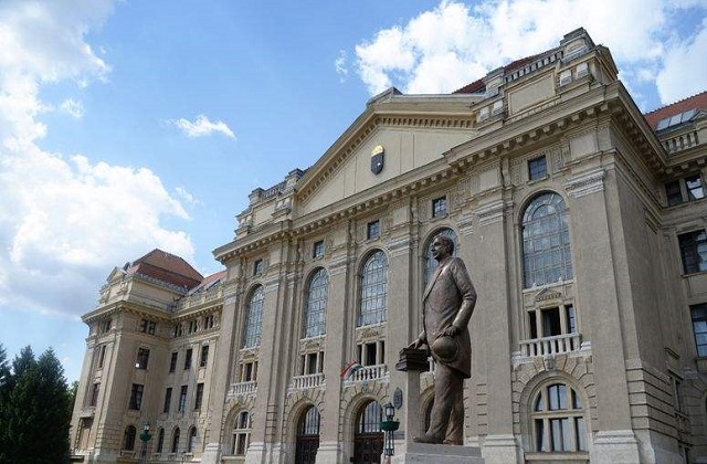 2017-2022年匈牙利罗兰大学QS世界排名