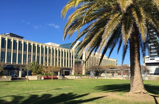 2017-2023年澳大利亚堪培拉大学QS世界排名