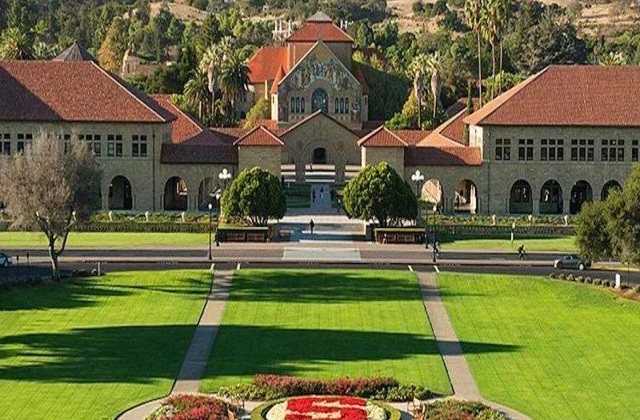 2017-2022年美国斯坦福大学QS世界排名