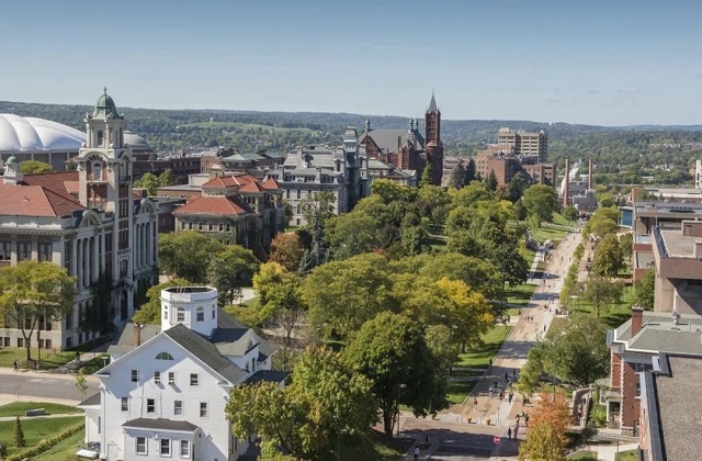 2017-2023年美国雪城大学QS世界排名